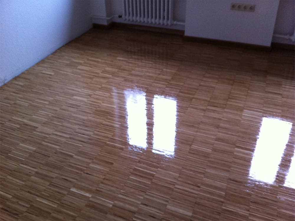 Renovierter Boden sauber ohne Riss